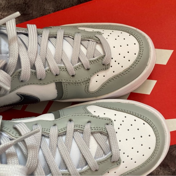 SOLD - Picture 5 of 5